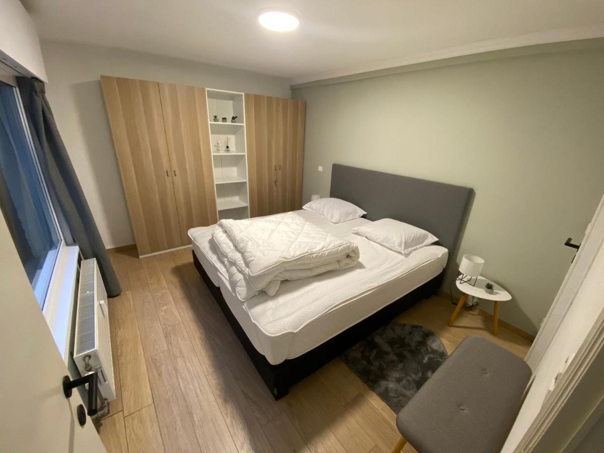 Spacious Apartment With Sea View Остенде Экстерьер фото