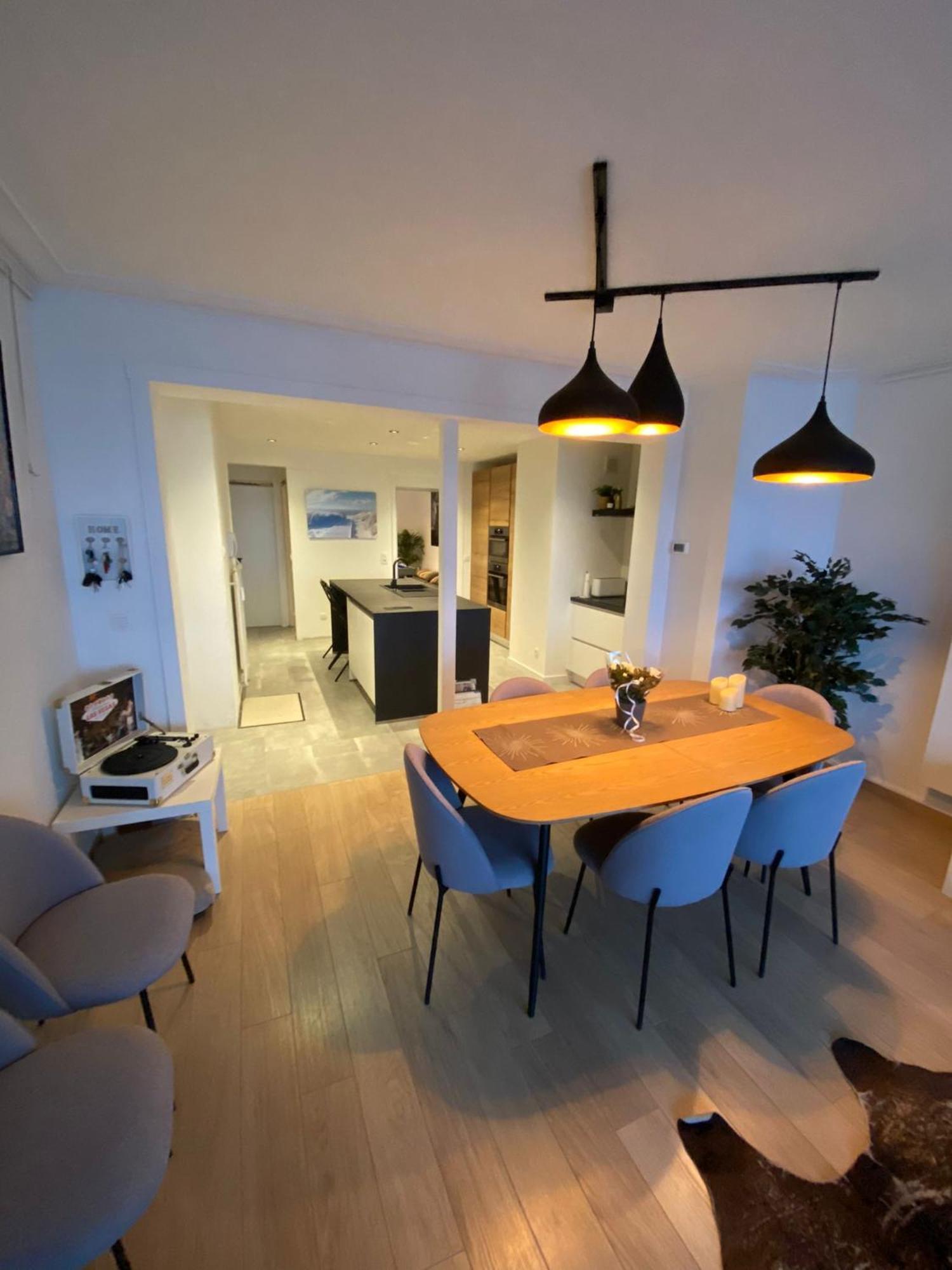 Spacious Apartment With Sea View Остенде Экстерьер фото